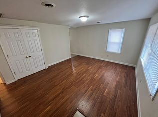 404 Pine Grove Ave, Hampton, VA 23669