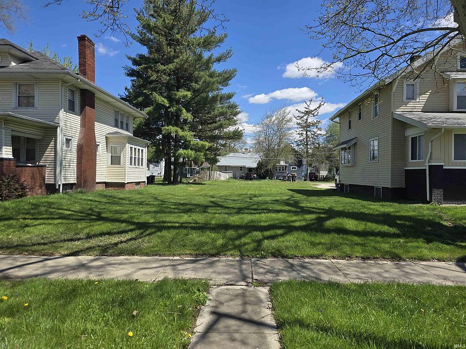2nd image of 2805 S Anthony Blvd