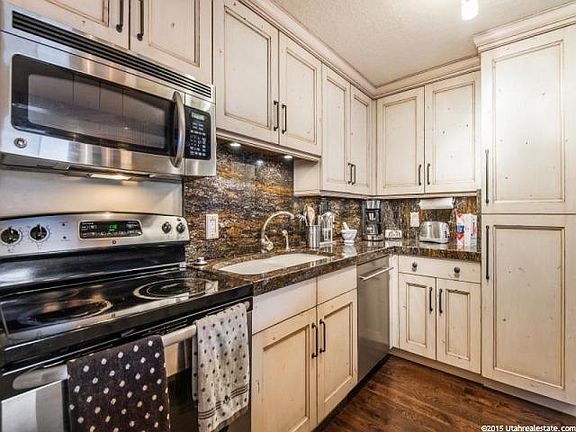 4th image of 875 S Donner Way APT 708