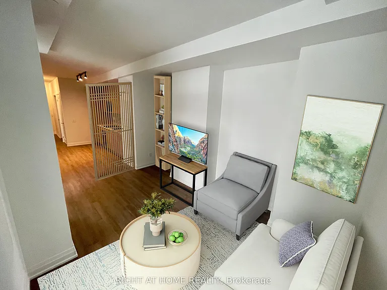 286 Main St #518 — Photo 8