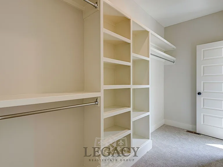 600B 45th Ave — Photo 13