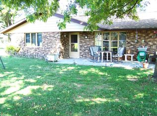 400 Murphysboro Lake Rd, Murphysboro, IL 62966