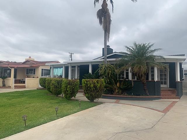 1st image of 13922 De Alcala Dr