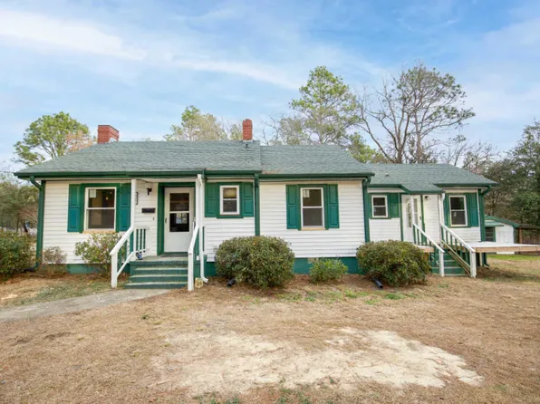 511 Park Dr, Aberdeen, NC 28315