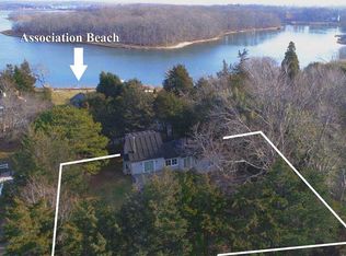 350 Richmond Rd E, Southold, NY 11971