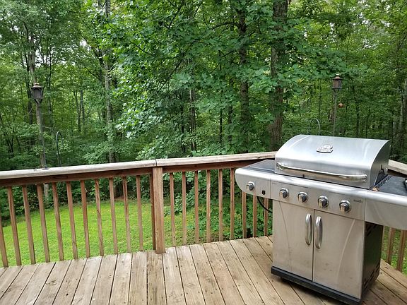4th image of 202 Shady Grove Dr