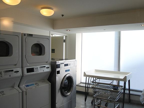 2nd image of 53 Boerum Pl APT 8B