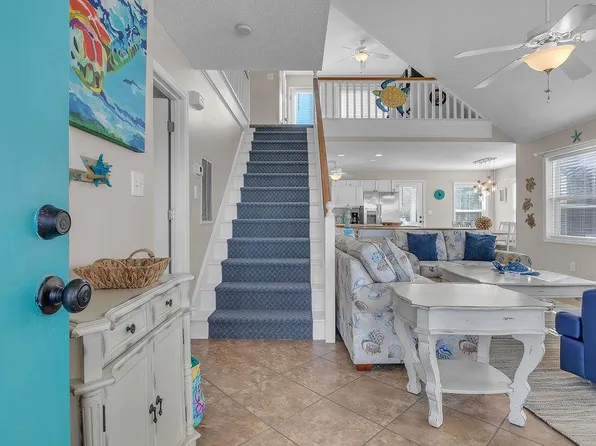 36 E 2nd St, Ocean Isle Beach, NC 28469