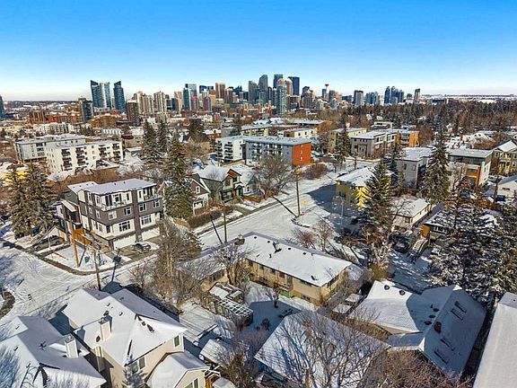 5th image of 1607 N 25th Ave SW