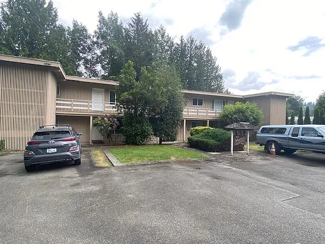 2 bed, 725 sqft, $1,795 — Photo 1