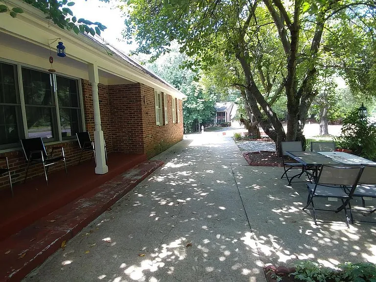 4801 Bentonbrook Dr — Photo 2
