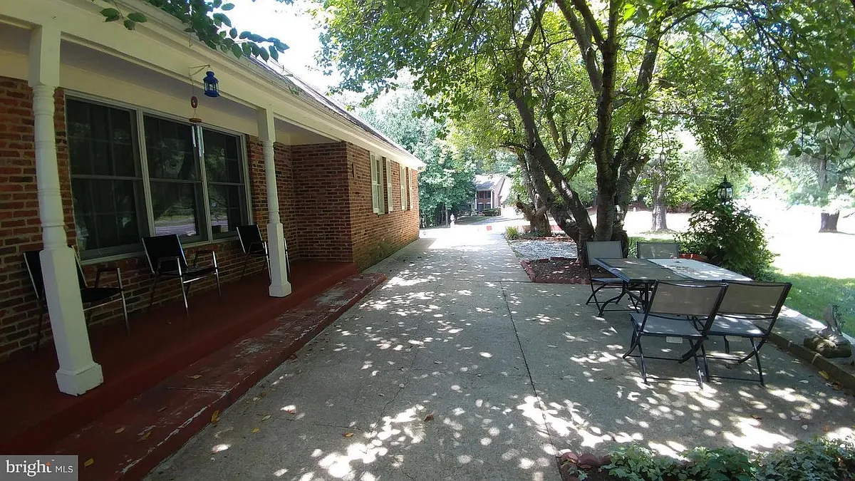 Building Photo - 4801 Bentonbrook Dr