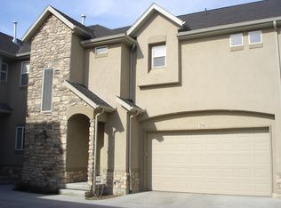 1542 W Wyngate Park Dr, South Jordan, UT 84095