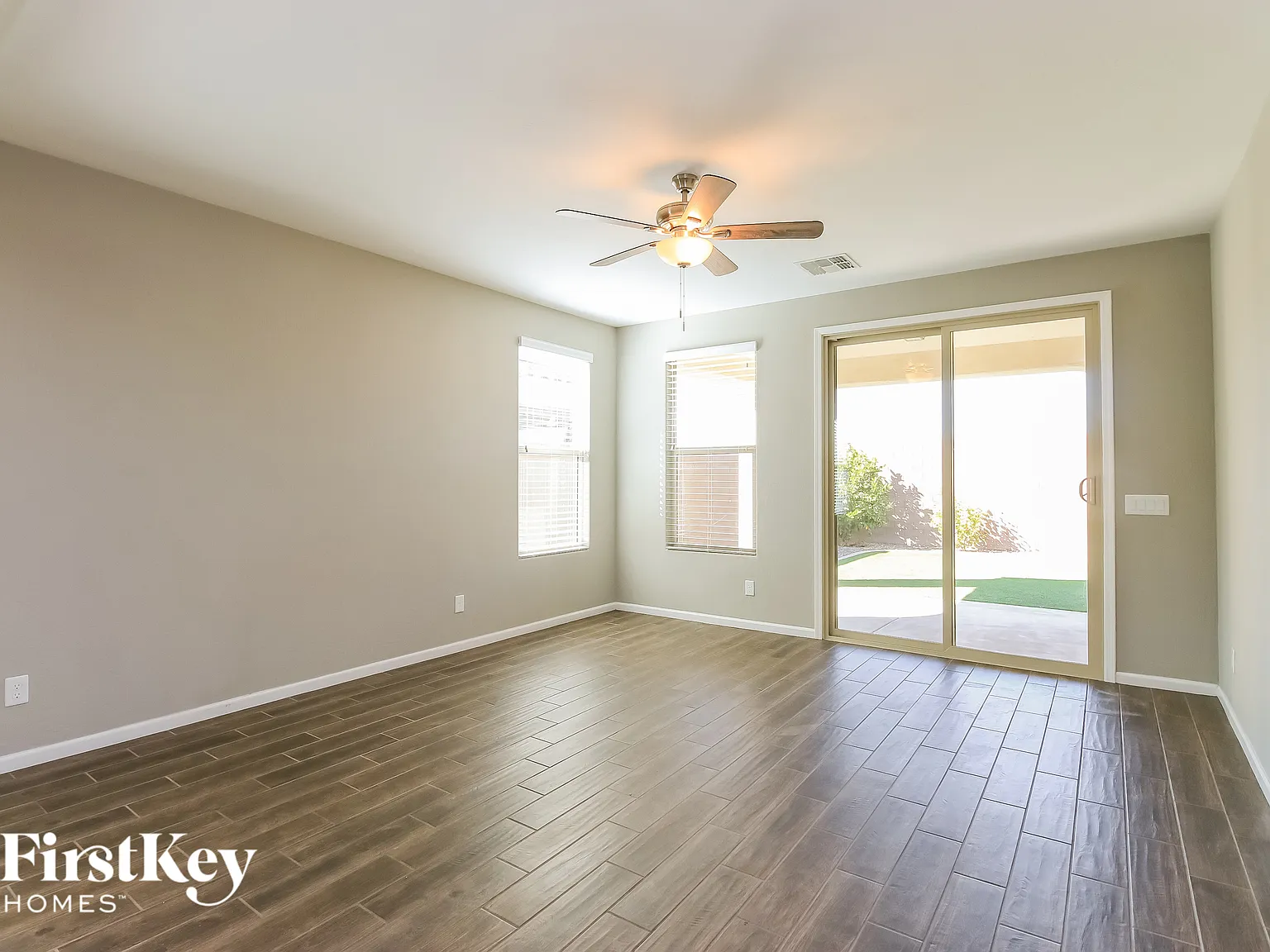 4 bed, 2.0 bath, 1623 sqft, $2,735 — Photo 2