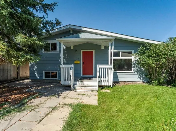 106 S Elma St W, Okotoks, AB T1S 1J9