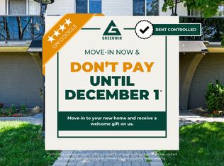 236 Duke St #504, Hamilton, ON L8P 1Y3