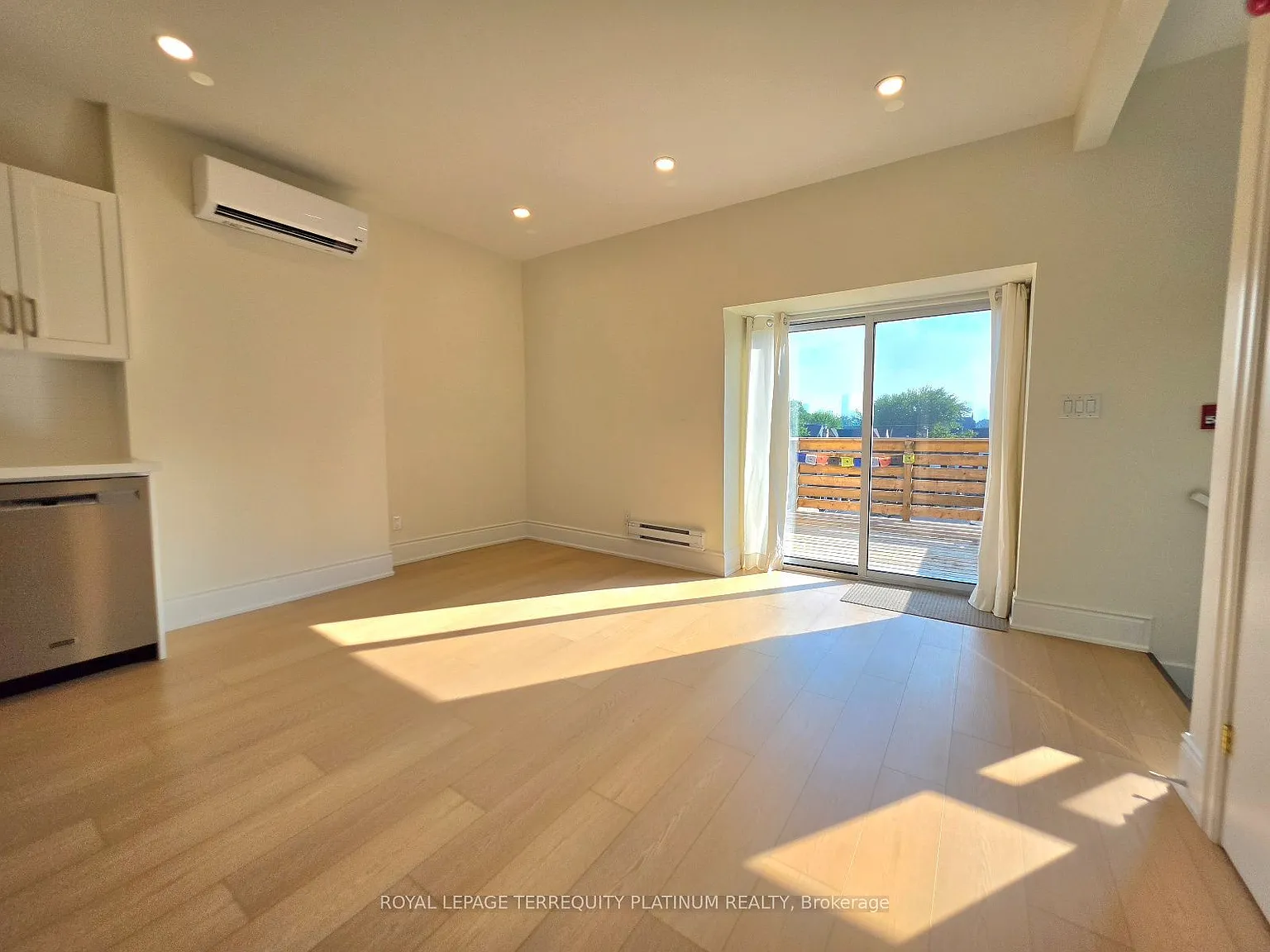 2 bed, $3,000 — Photo 2
