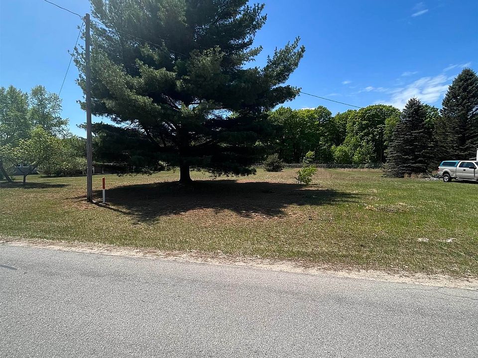 1st image of 709 Gitchegumee Dr