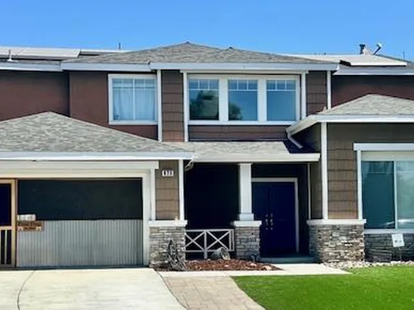 820 Talbot Dr, Hollister, CA 95023