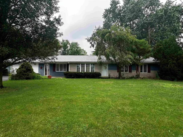 229 W Jackson St, Monroe, IN 46772