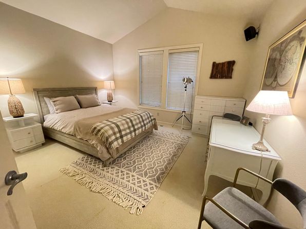 4557 SW Equestrian Dr