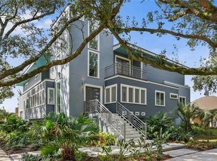 6000 Chamberlain Dr, New Orleans, LA 70122