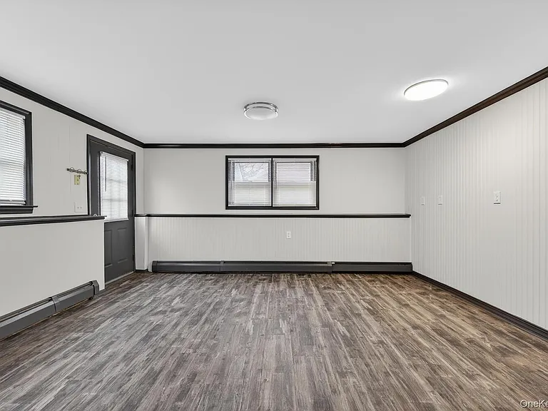 9 Bay Beach Ave — Photo 21