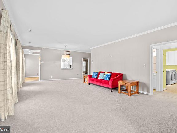 5th image of 7029 Radford Dr