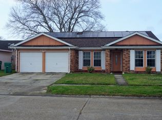 4042 Mayhaw Dr, Harvey, LA 70058