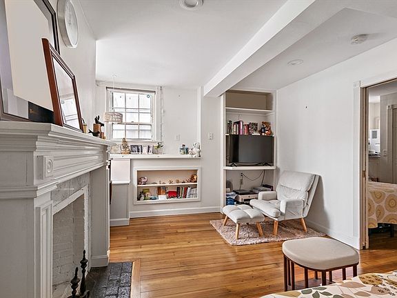 5th image of 49 Grove St #A