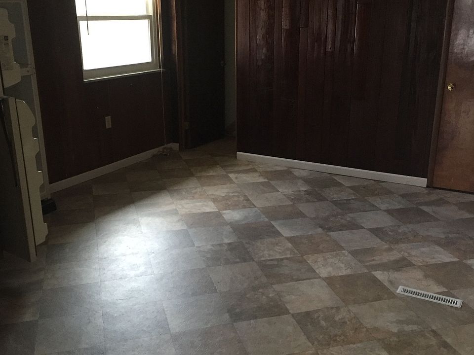 1st image of 3699 Pennsylvania Ave APT 3