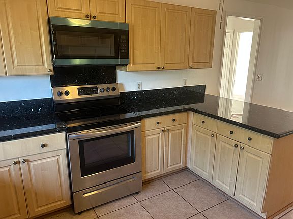5th image of 4925 Moi Rd #1