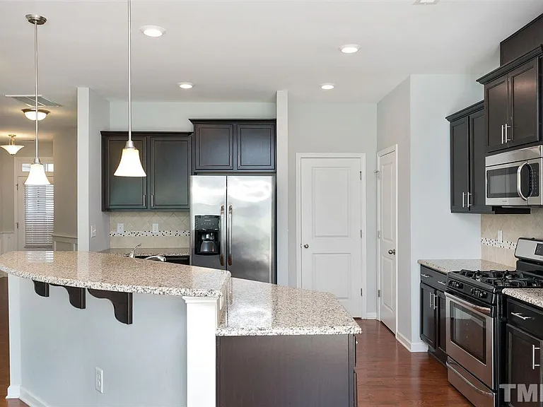 377 Durants Neck Ln — Photo 7