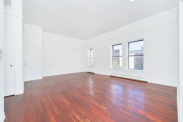 Rented by EXP Realty NYC | media 2