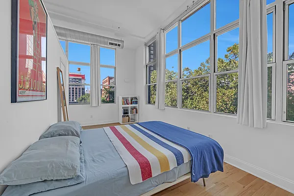 Bedroom, photo 2