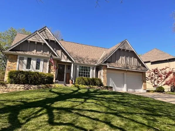 12608 W 76th Ter, Lenexa, KS 66216
