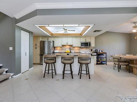 3rd image of 27790 Hacienda East BLVD #206B