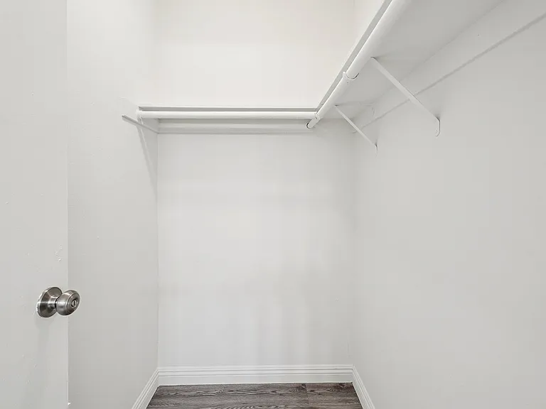 The Alexio — Photo 3