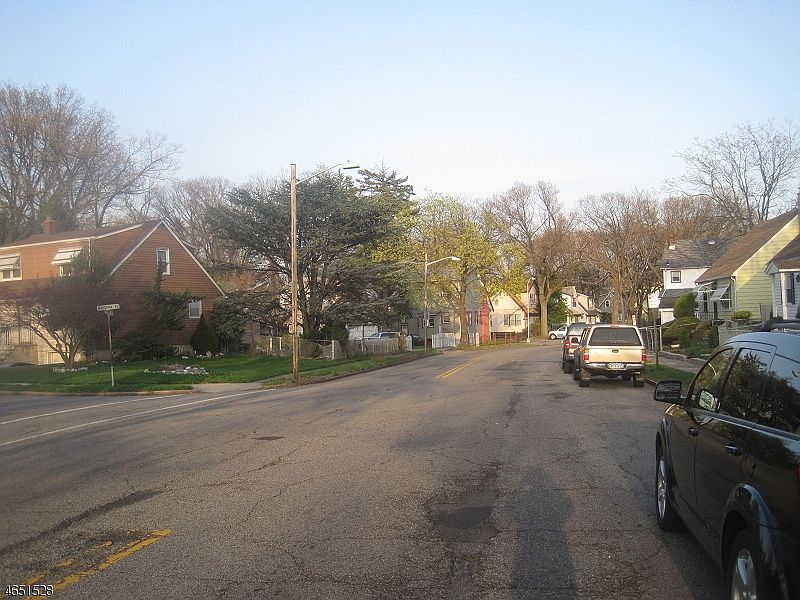 2nd image of 63 Tremont Ave