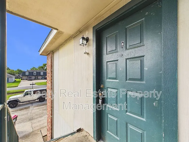 110C Country Ln — Photo 4
