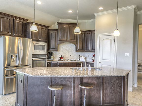 2nd image of 13940 Naples Park Ct