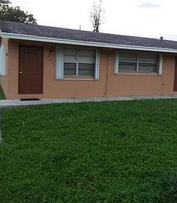 2nd image of 6331 Pierce St
