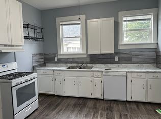 1440 W 13th St, Davenport, IA 52804