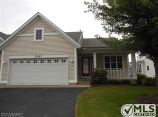 10482 Summer Grove Ct, Zeeland, MI 49464