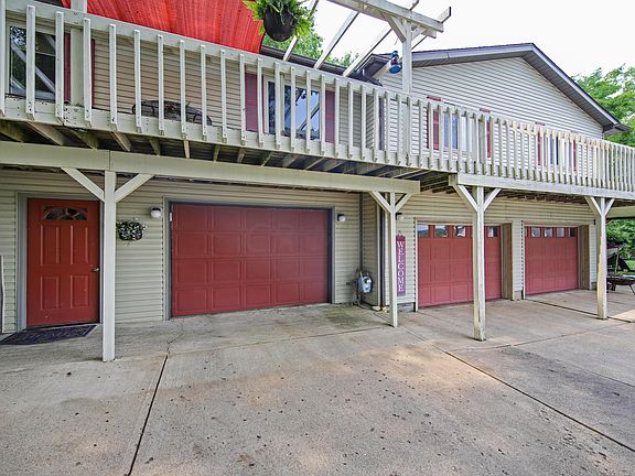 4th image of 28 Green Valley Ct