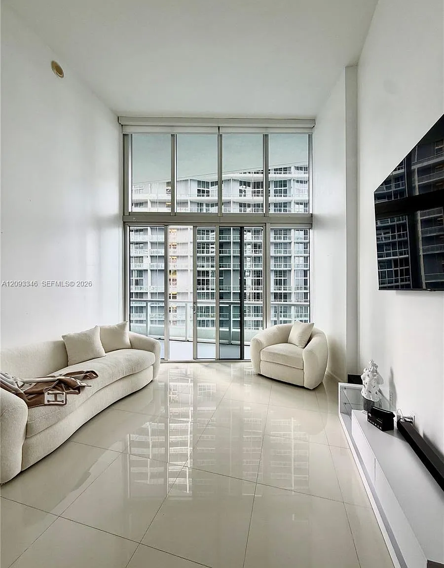 Icon Brickell No Two — Photo 4