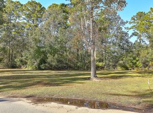 4000 Lady Banks Ln, Ravenel, SC 29470