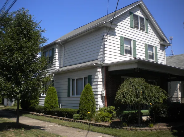 624 4th St, West Pittston, PA 18643