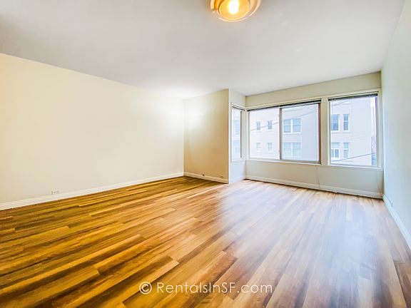 5th image of 2001 Broadway St #402