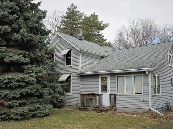 N51W34934 West Lake DRIVE, Okauchee, WI 53069